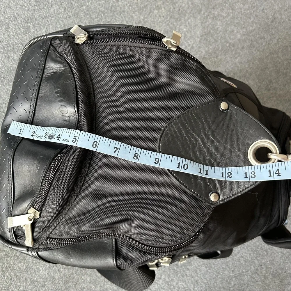 NASCAR 2000 Goodyear Thunder Rolls Duffel Bag Vintage Leather Trim Travel Gym‎